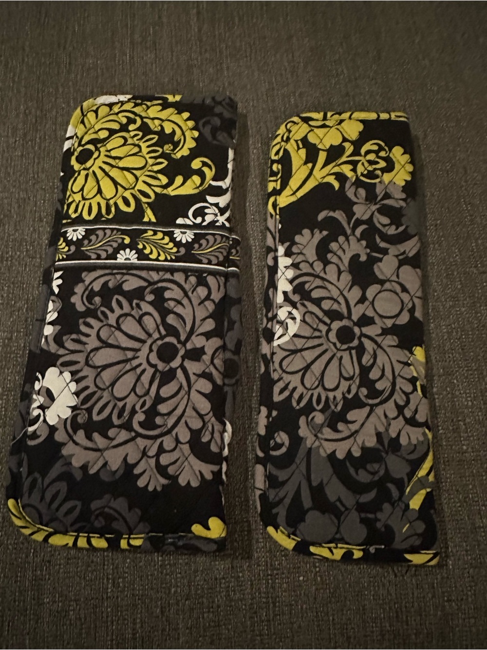 Vera Bradley baroque Yellow & Black Hair tool Set flat iron curling iron EUC